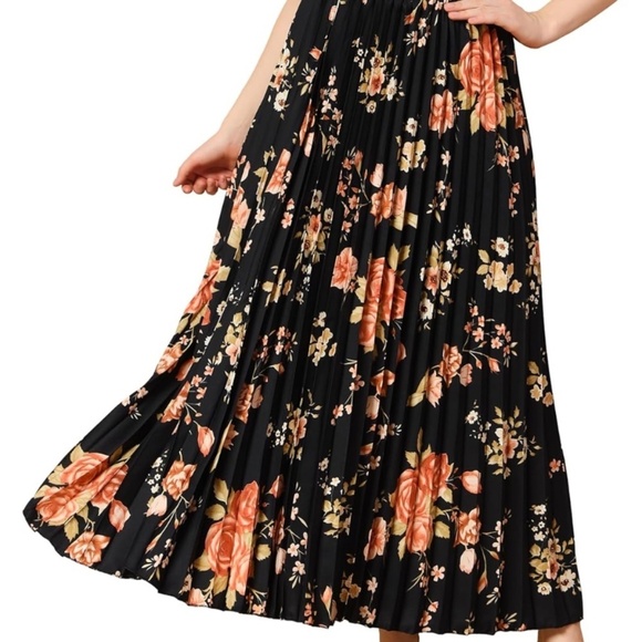 Vintage Midi skirt Pleated Dark Floral Black Orange Military green Flowy 13-14 - Picture 1 of 7